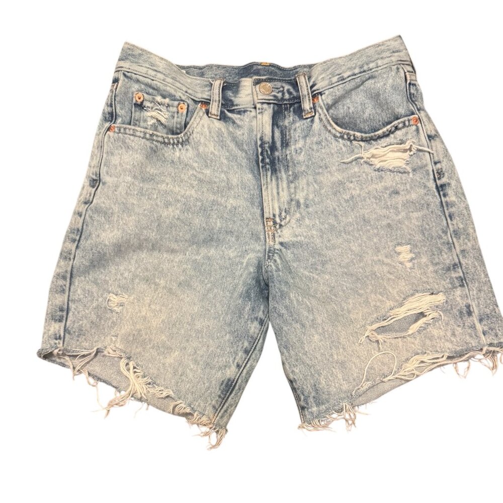 Light wash ripped denim 8 inch jean shorts, mid rise bermuda Gap women's size 2